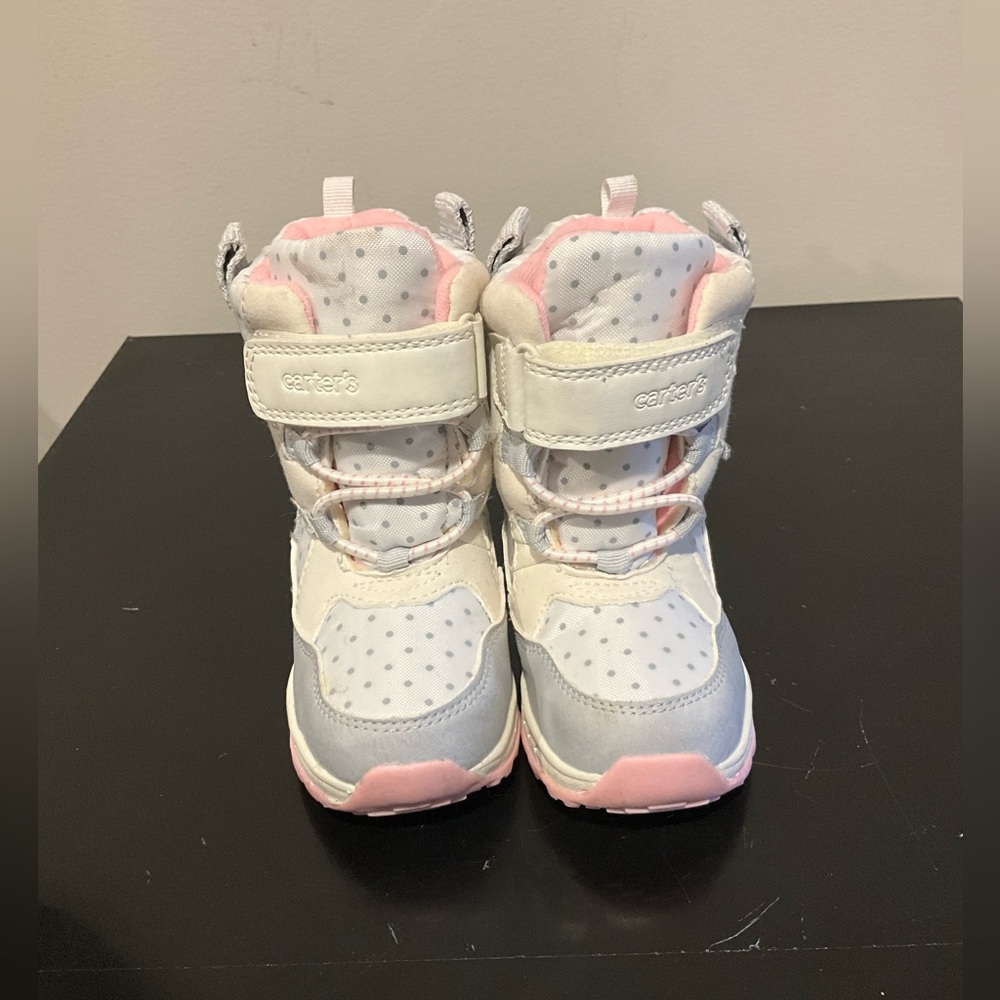 Carter's Pink and White Shoes Size 7